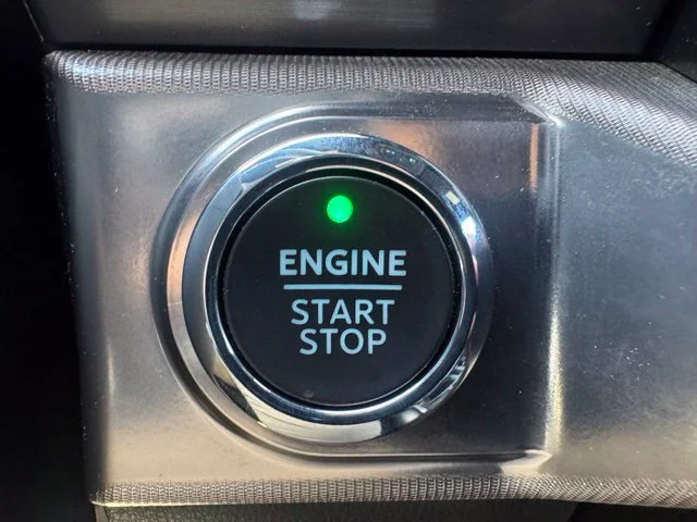 Used 2023 White Ford Raptor image 31