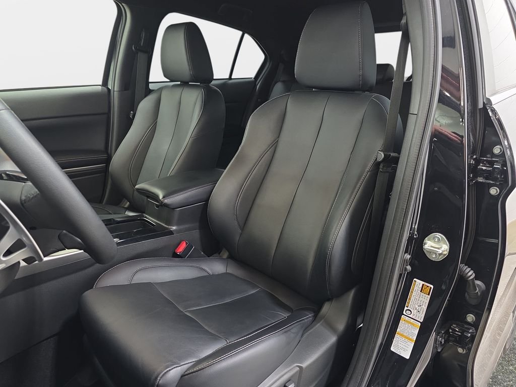 Used 2024 Black Mitsubishi SEL image 14