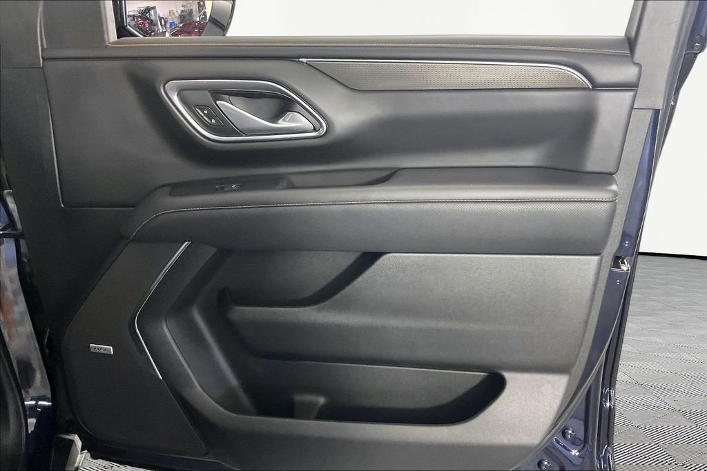 Used 2024 Blue GMC AT4 image 27