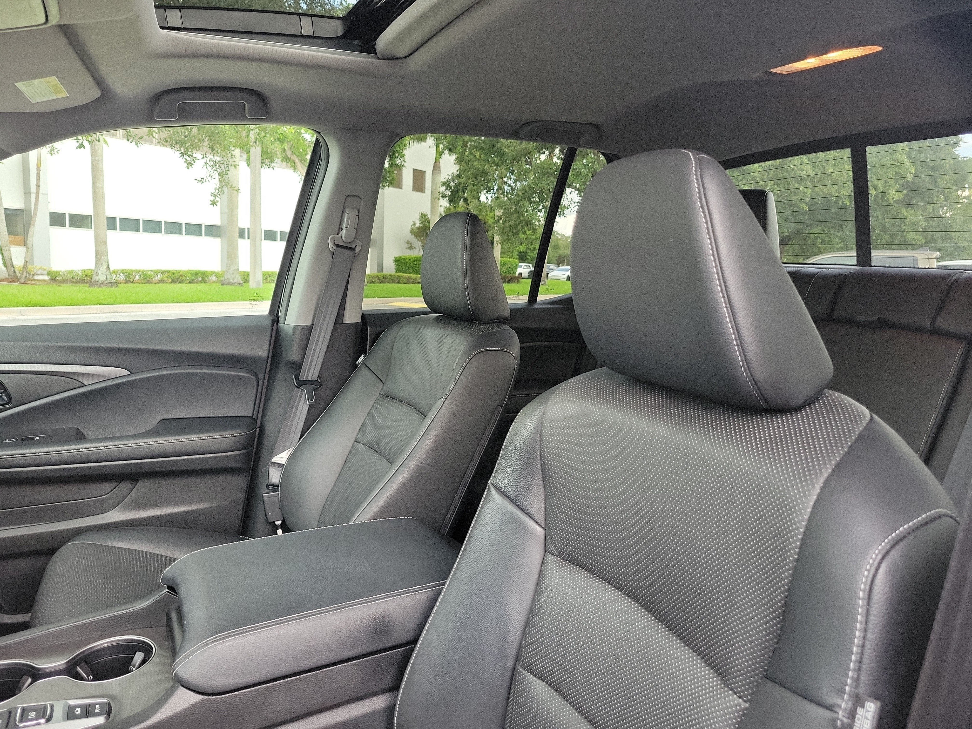 Used 2024 Black Honda RTL image 20