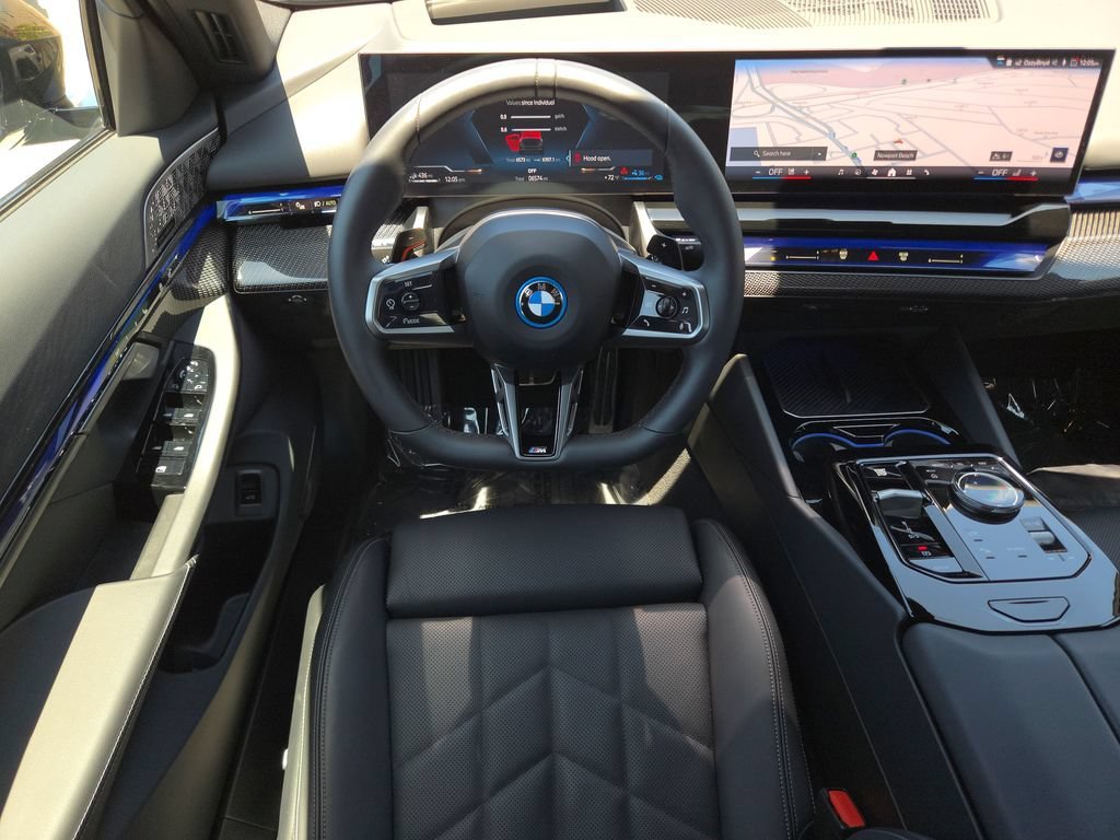 Used 2026 Black Sapphire Metallic BMW 550e xDrive image 20