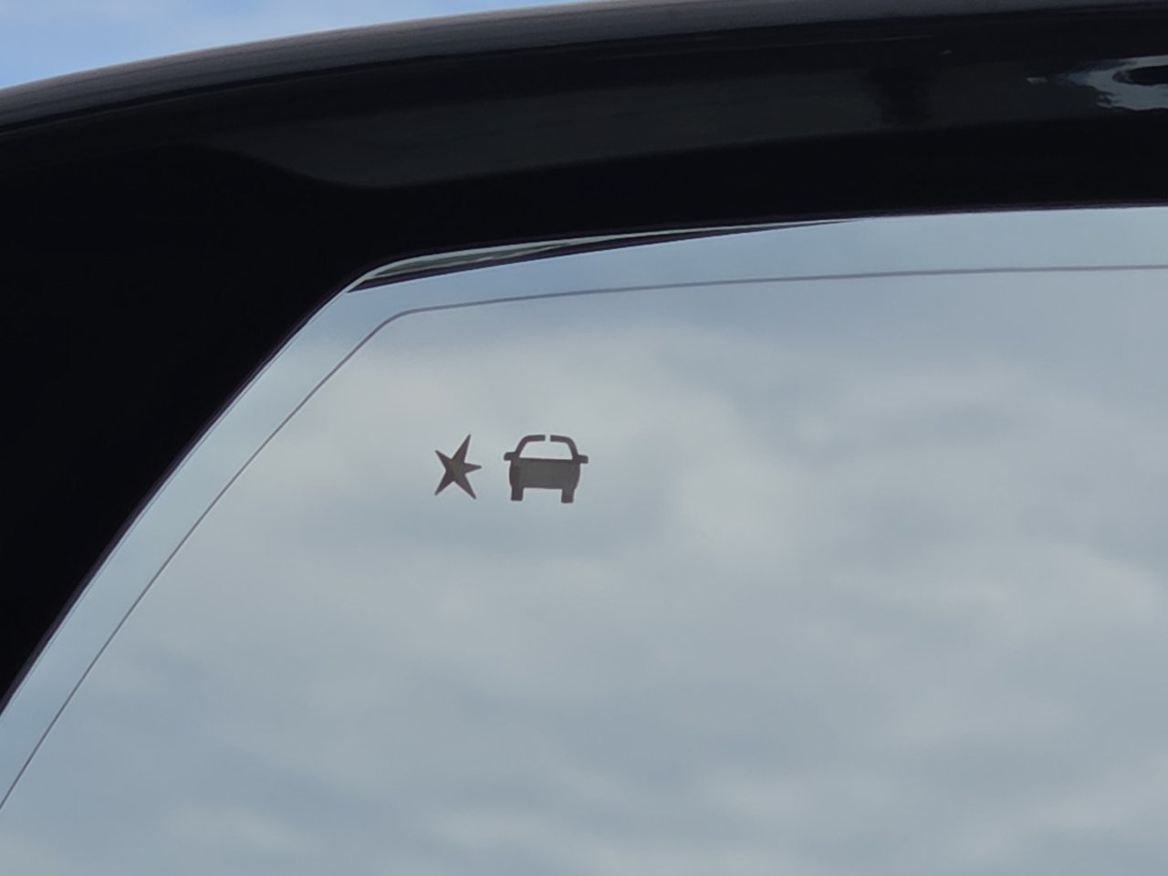 2026 GMC Yukon Elevation - Photo 10