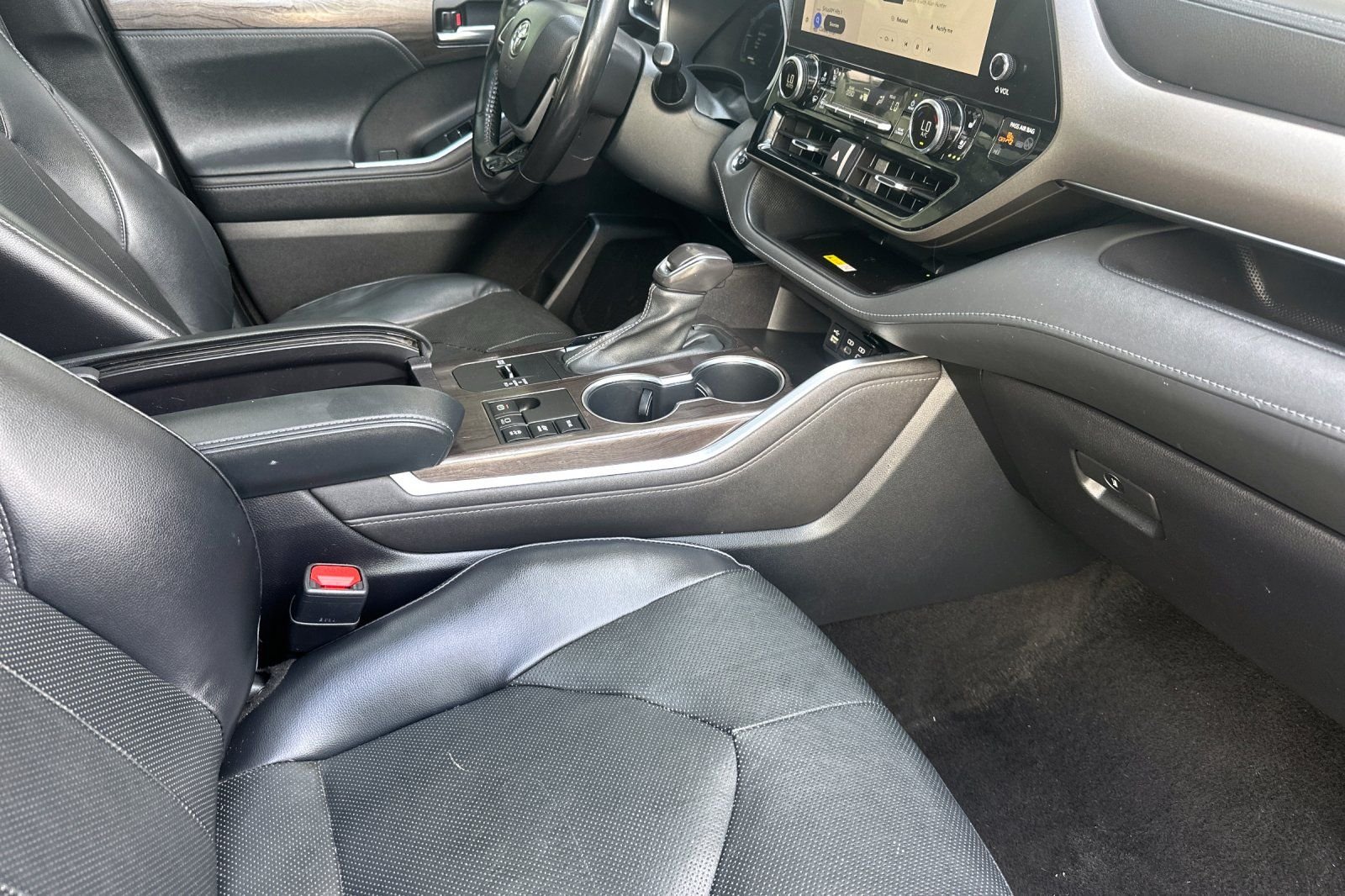 Used 2023 Black Toyota Limited image 17