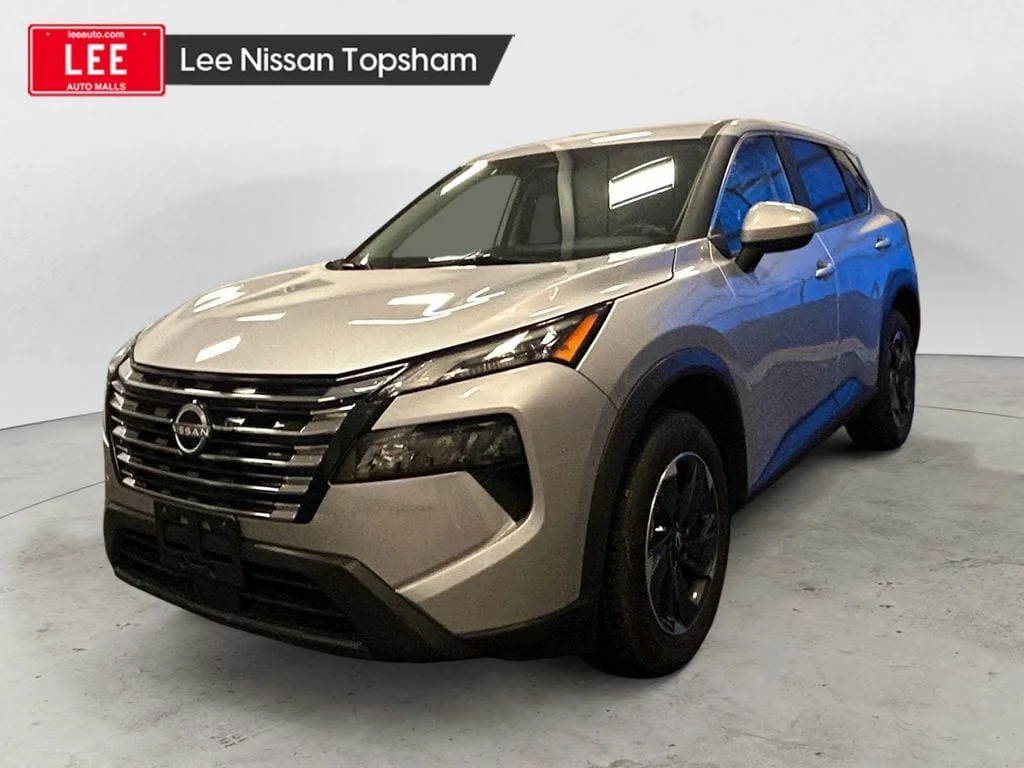 Used 2025 Brilliant Silver Nissan SV image 1