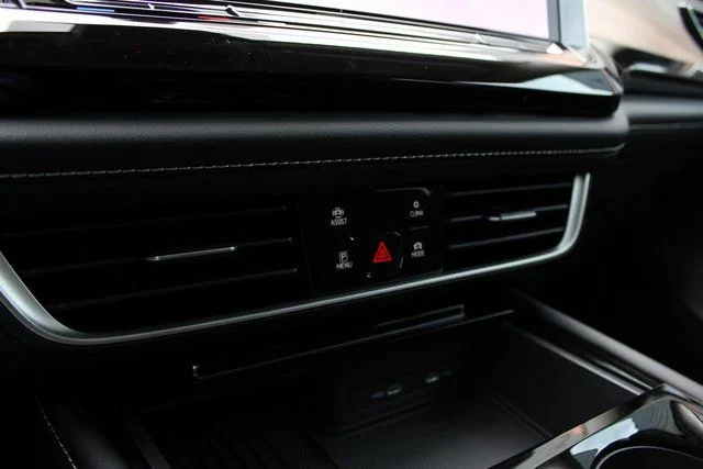 2026 Volkswagen Atlas SE w/Tech - Photo 13