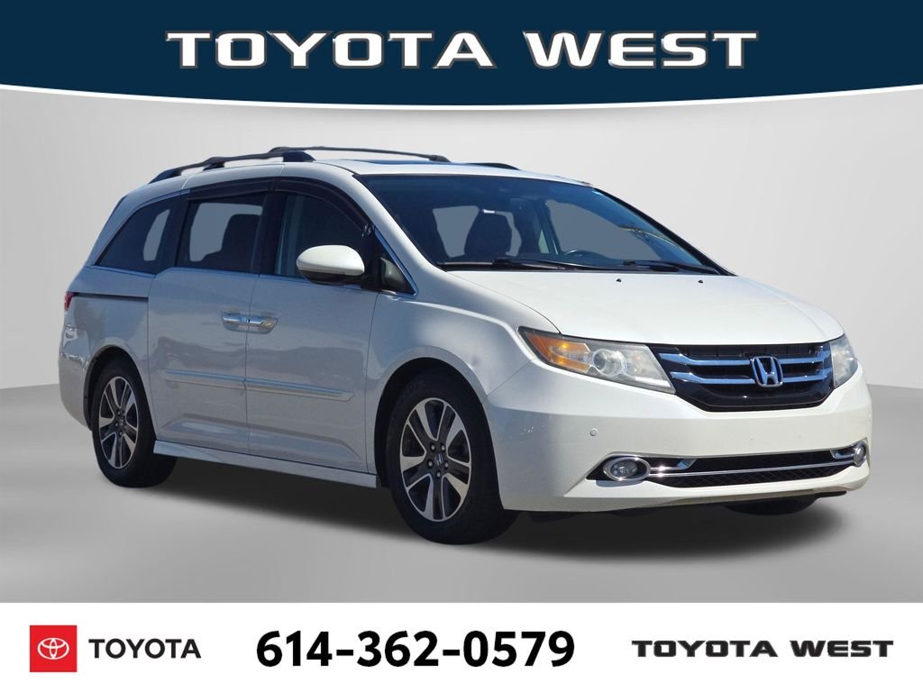 Used 2015  Honda Touring image 3