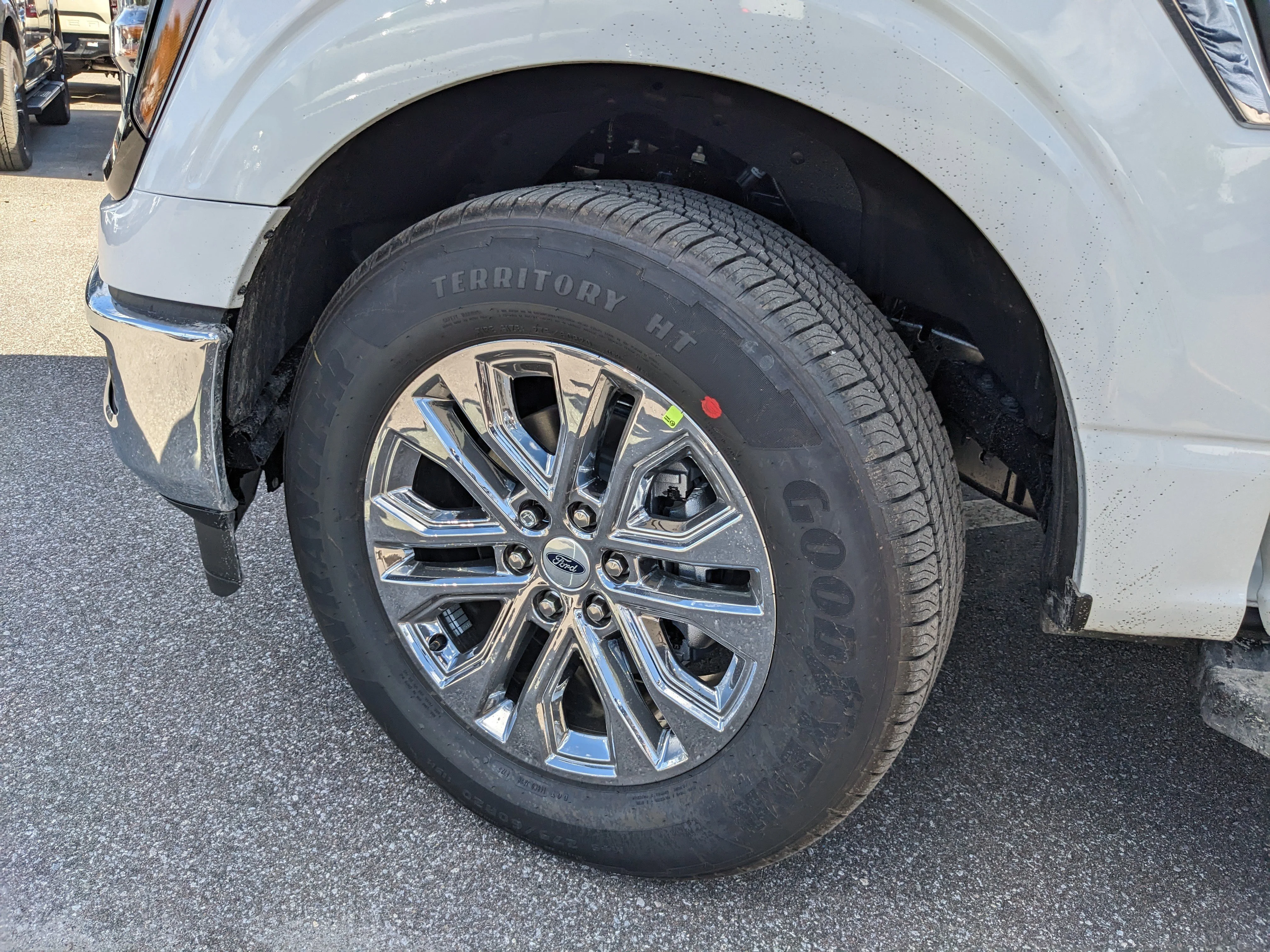 New 2026 Oxford White Ford XLT image 33