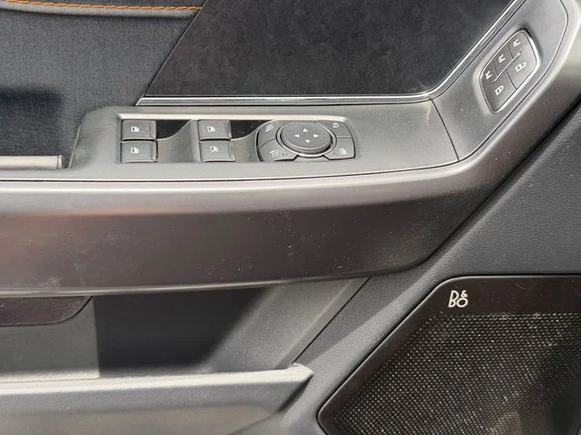 New 2026 Carbonized Gray Metallic Ford Tremor® image 18