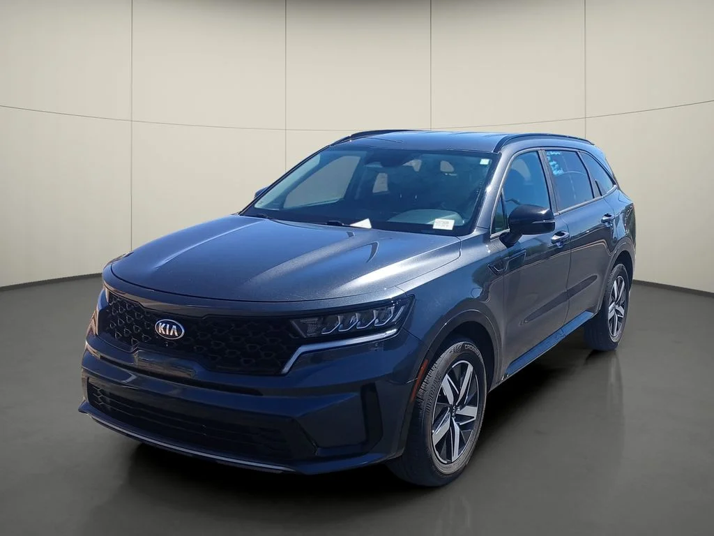 Used 2021 Gray Kia S image 3