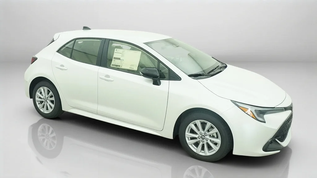 New 2027 Wind Chill Pearl Toyota SE image 6