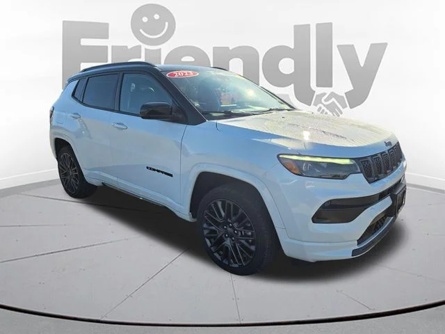Used 2023 White Jeep Limited image 3