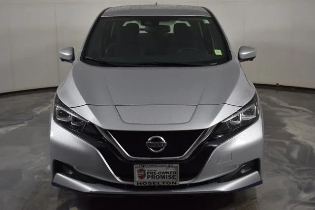 Used 2022 Silver Nissan SV Plus image 13