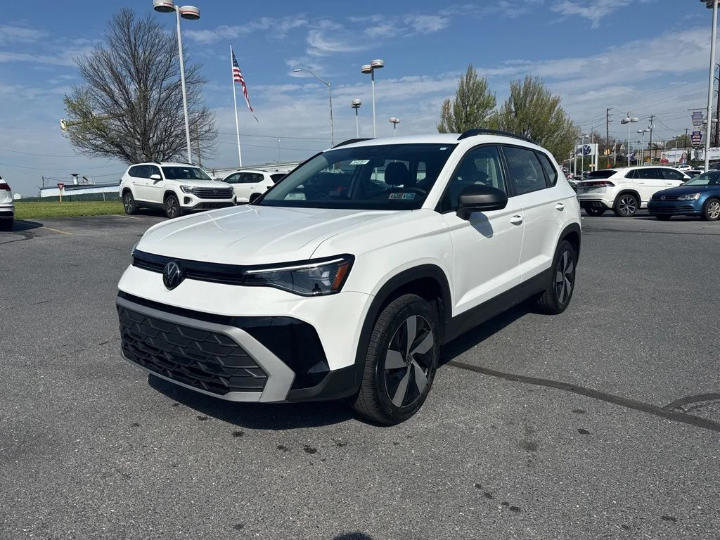 2025 Volkswagen Taos S - Photo 9