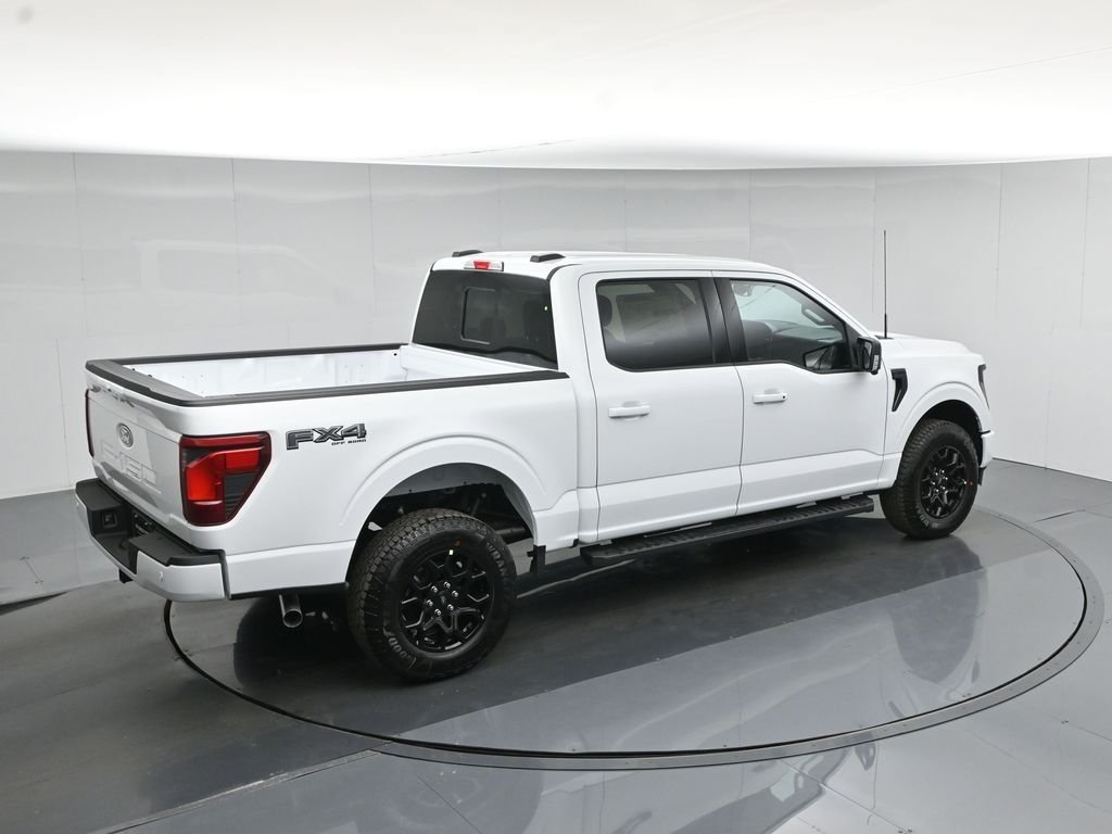 New 2026 Oxford White Ford XLT image 42