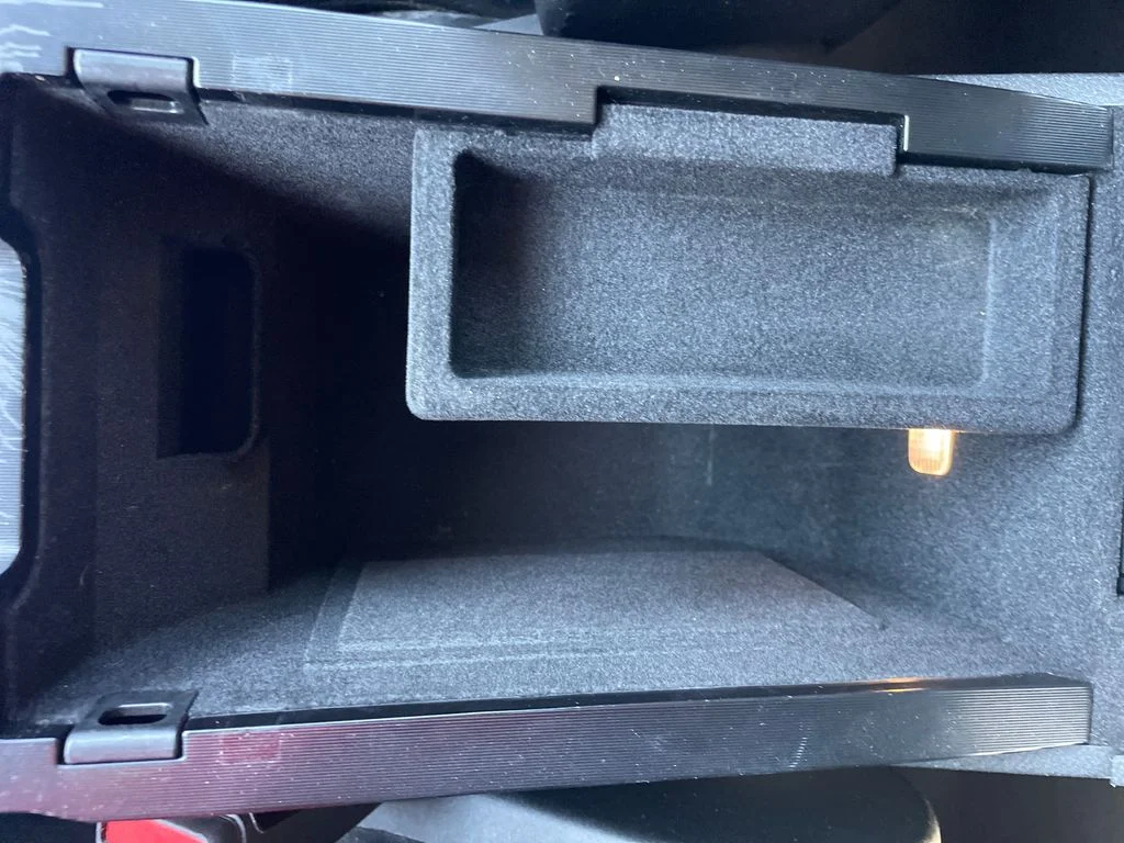 Used 2021 Red Lincoln Standard image 19
