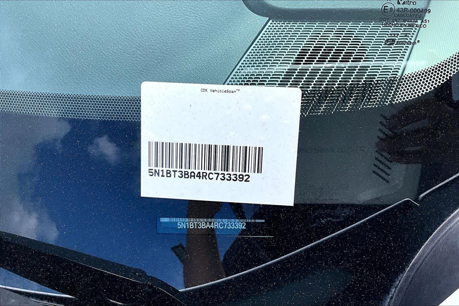 Certified Used 2024 Everest White Pearl Nissan SV image 33