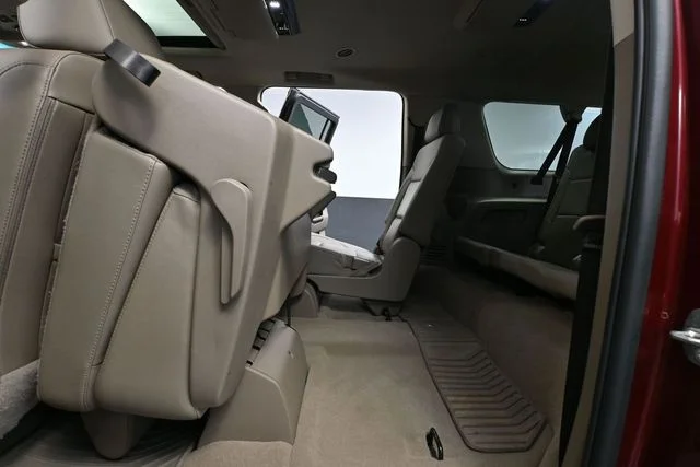 2020 Chevrolet Suburban LT - Photo 45