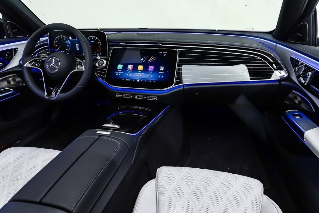 2026 Mercedes-Benz E-Class E350 - Photo 24