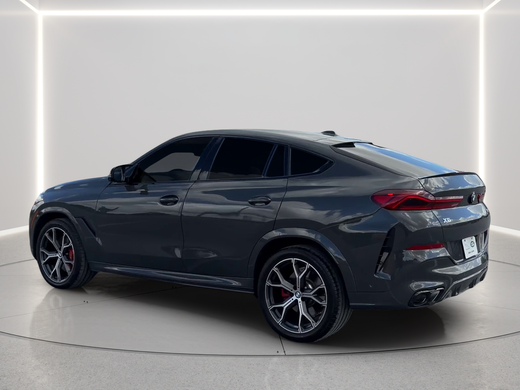 Used 2025 Gray BMW M60i image 7