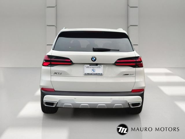 New 2026 White BMW xDrive40i image 4