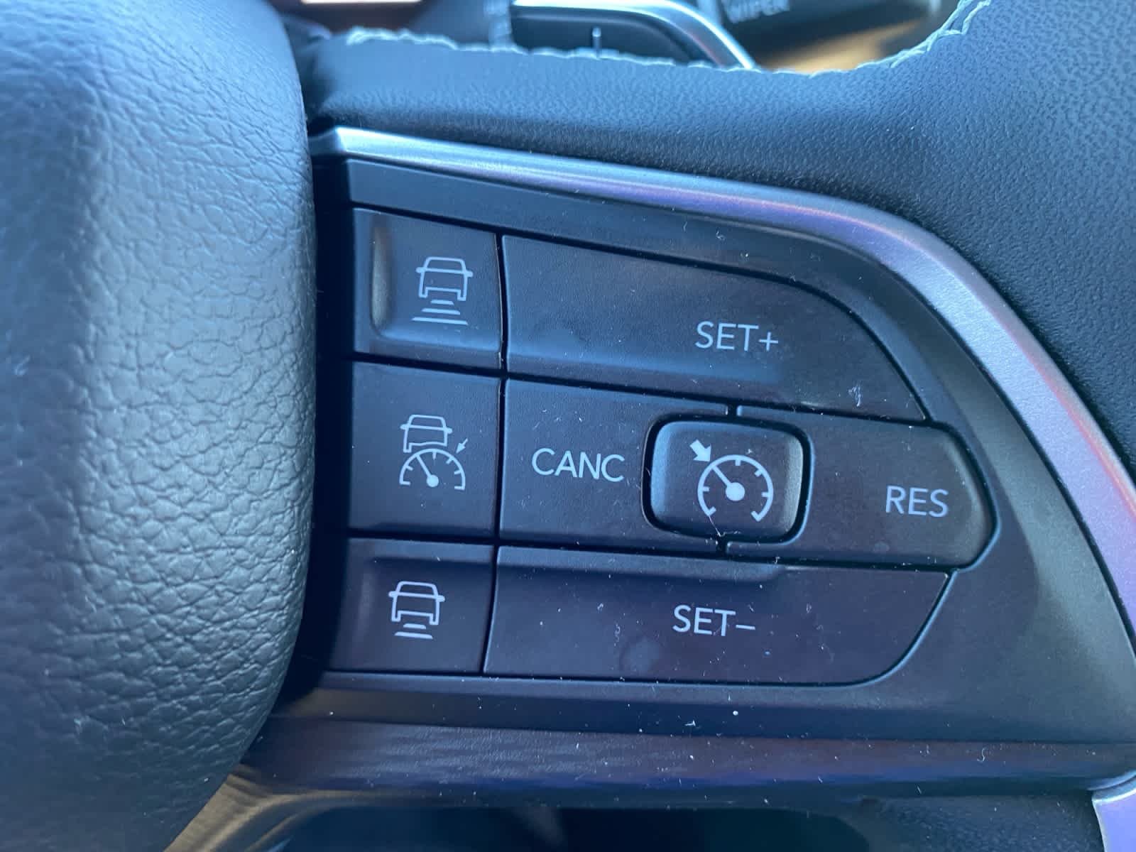 Used 2025 Bright White Clearcoat Jeep Laredo X image 27