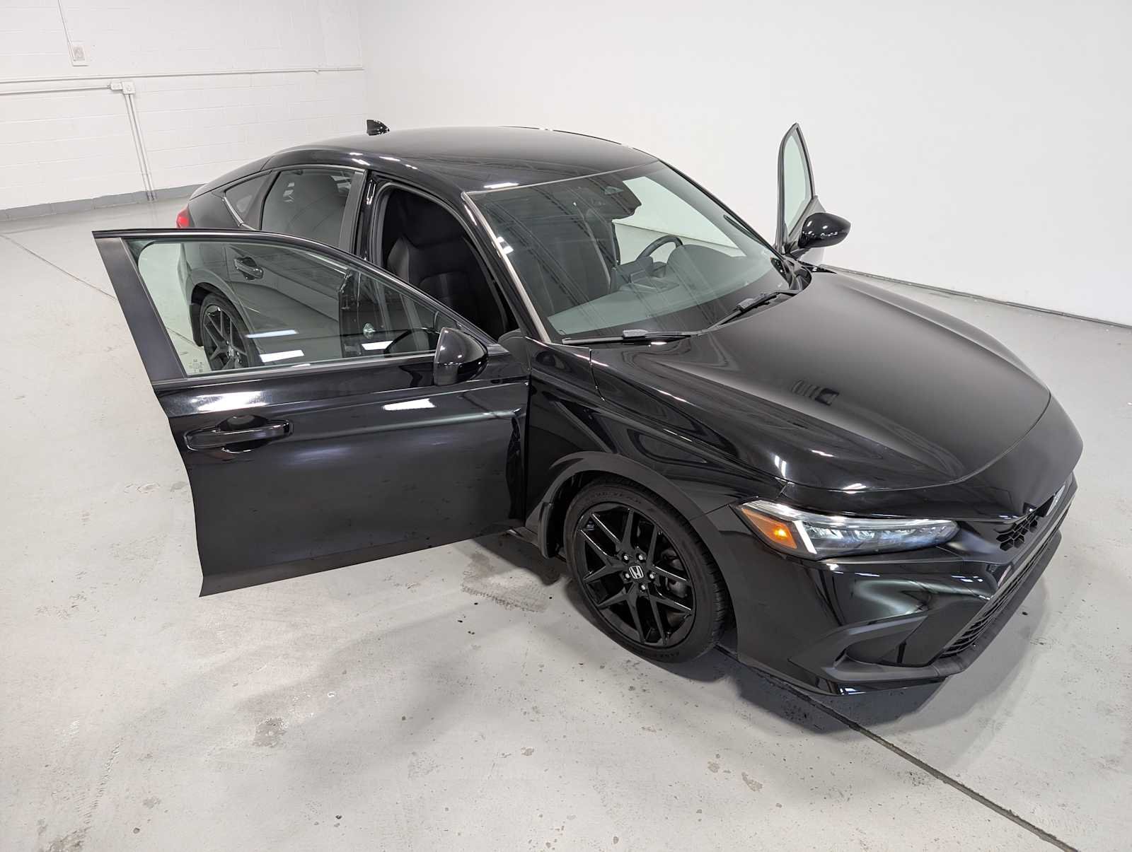 2024 Honda Civic Hatchback Sport - Photo 16