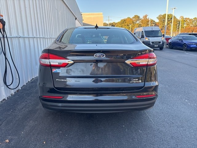 2019 Ford Fusion Hybrid SE photo 3