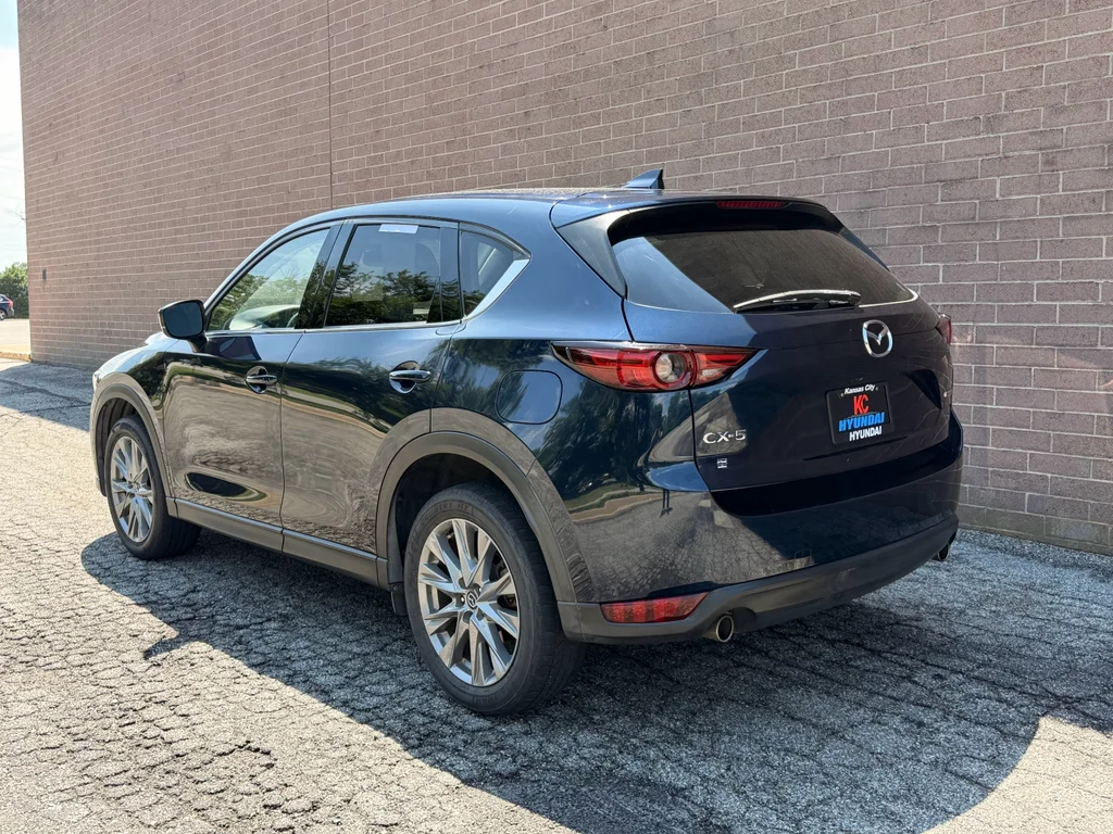 Used 2021 Deep Crystal Blue Mica Mazda Grand Touring image 4