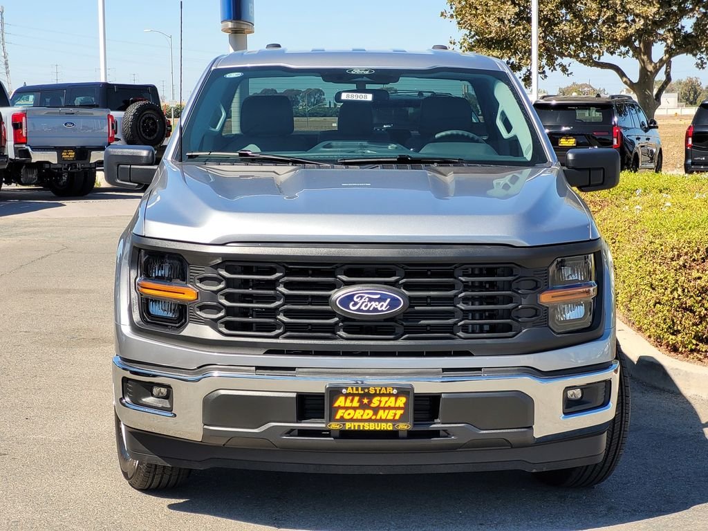 New 2026 Iconic Silver Metallic Ford XL image 2