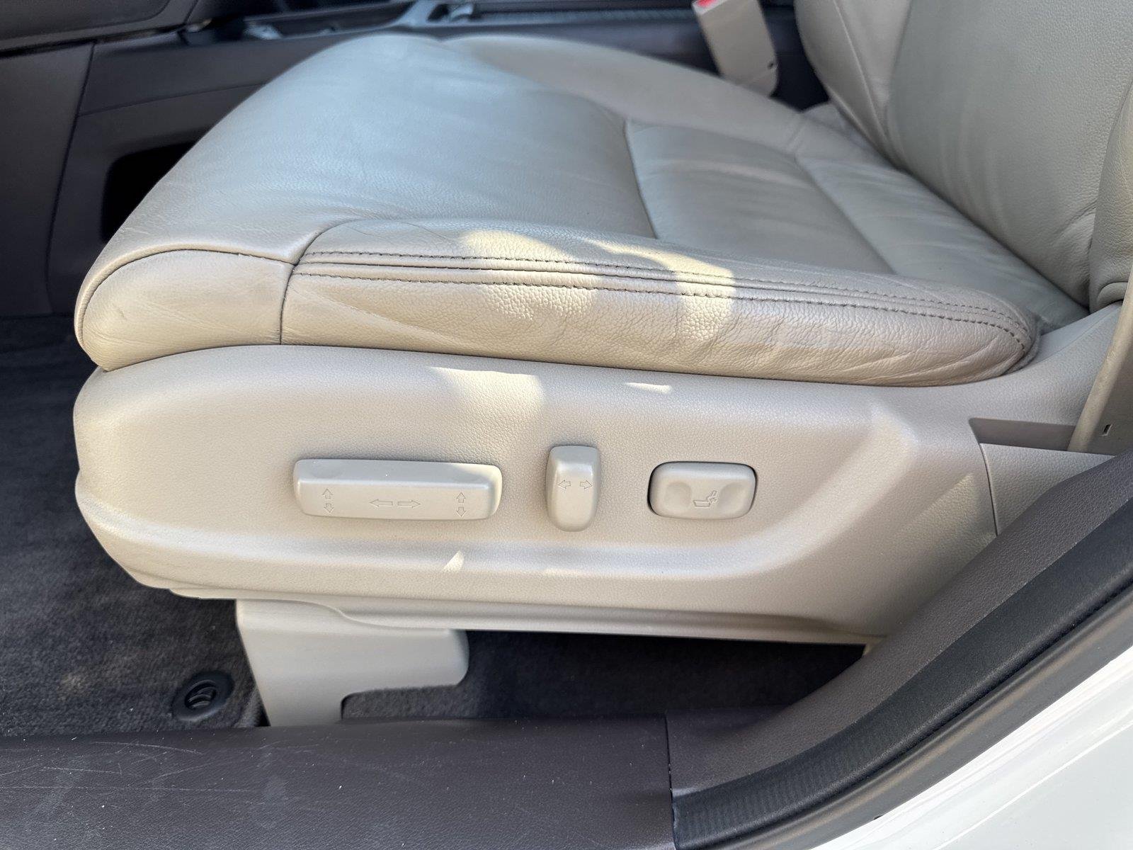 Used 2014 White Diamond Pearl Honda EX-L image 12