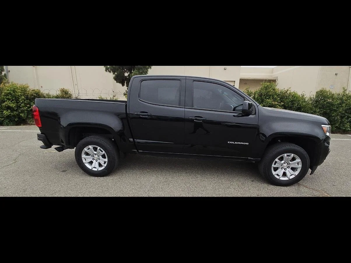 Used 2022 Black Chevrolet LT image 12