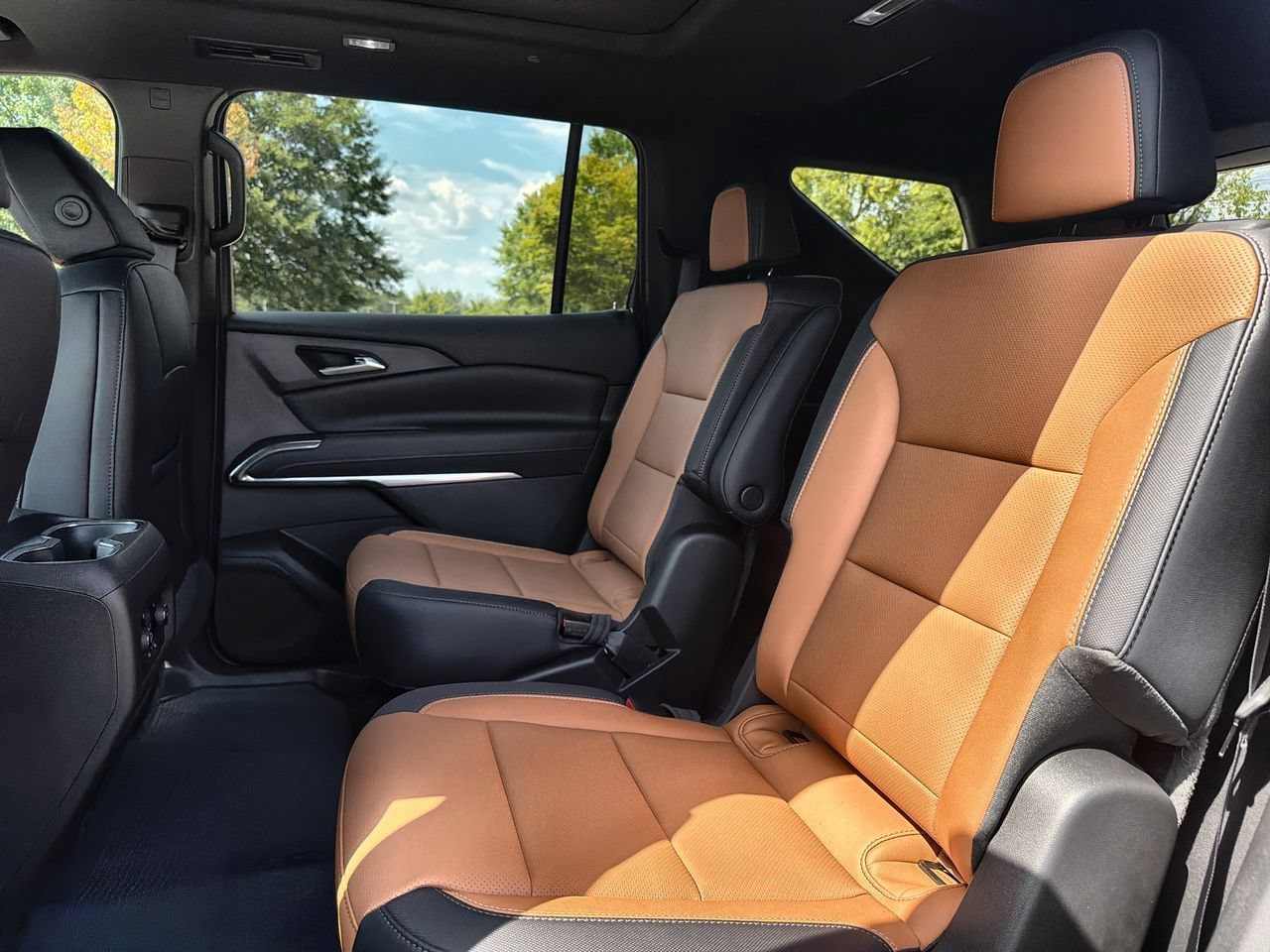 New 2027 Mosaic Black Metallic Chevrolet Z71 image 20