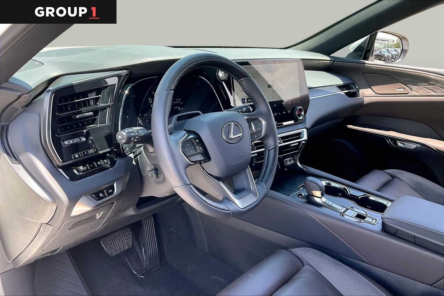 Certified Used 2025 EMINENT WHITE PEARL Lexus Luxury image 15