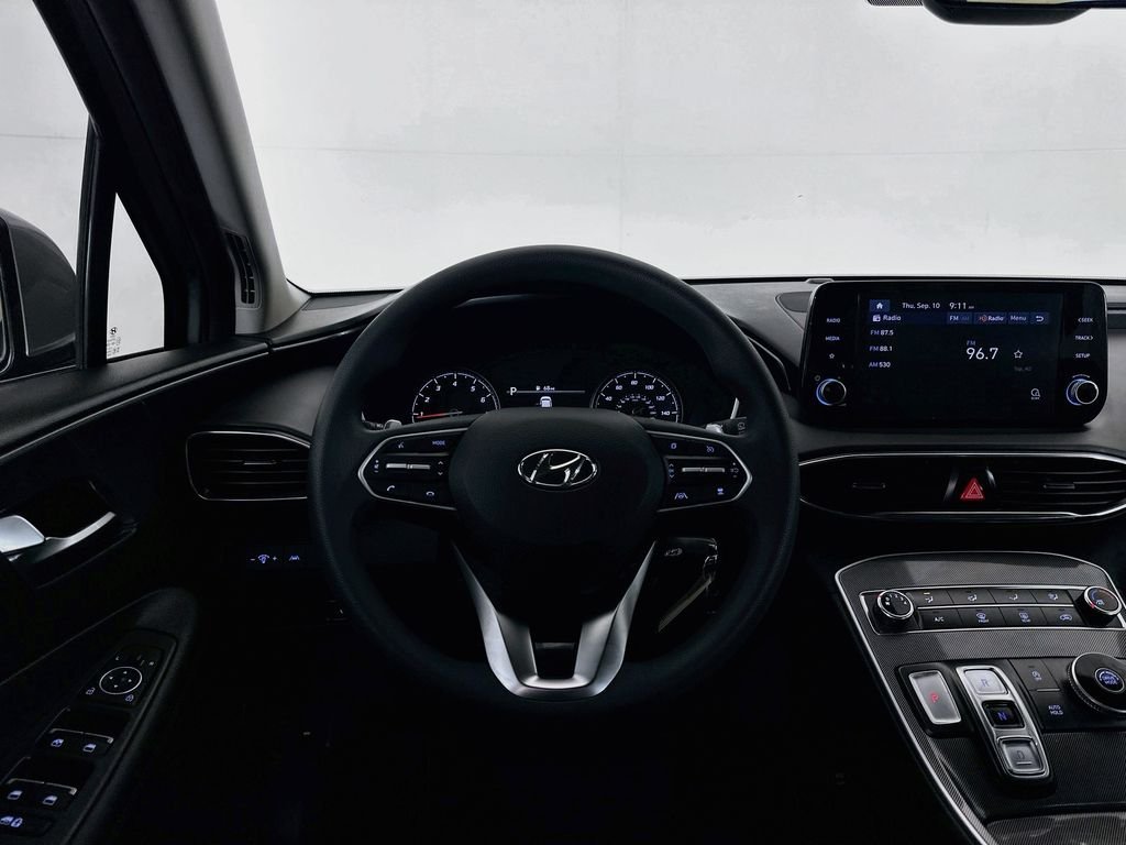 Used 2023 Silver Hyundai SE image 20