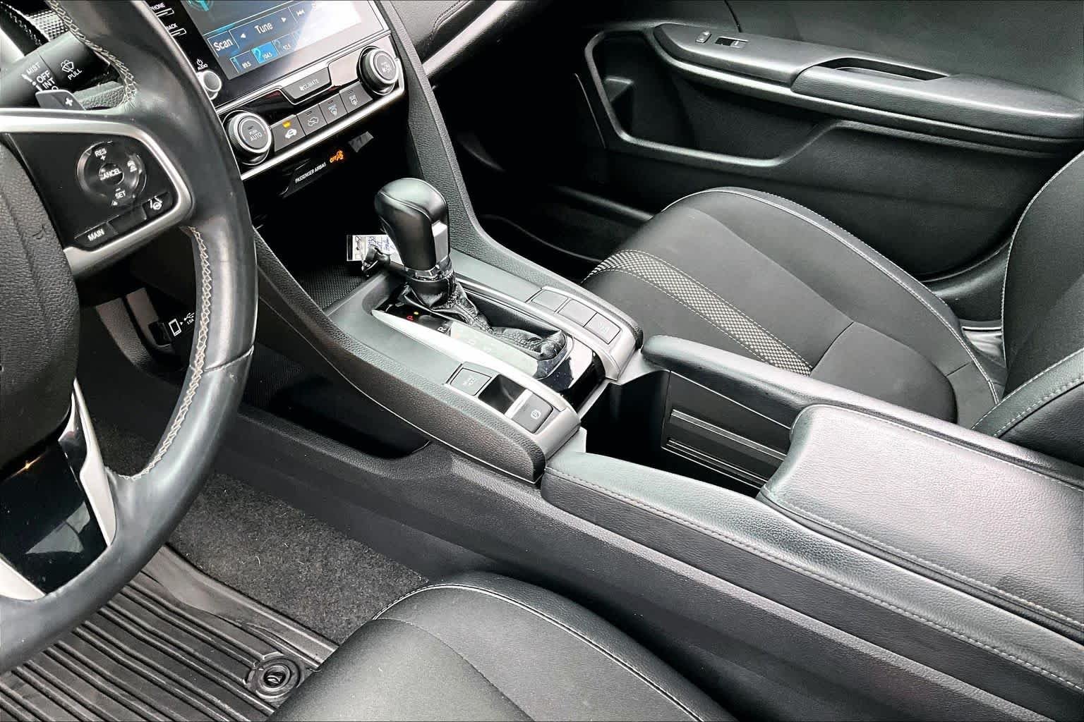 2019 Honda Civic Sport - Photo 17
