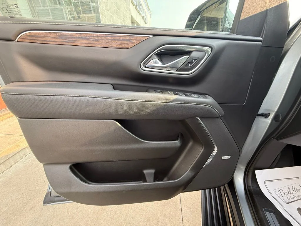 Used 2023 Gray Chevrolet Premier image 19