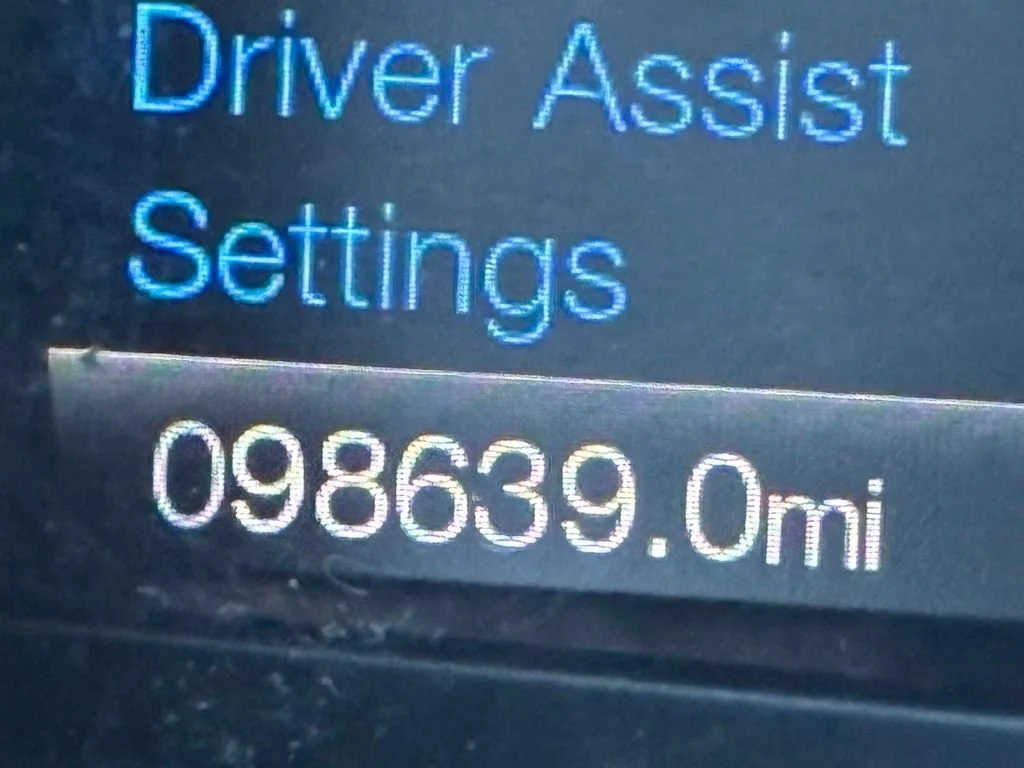 Used 2018 Shadow Black Ford SEL image 34