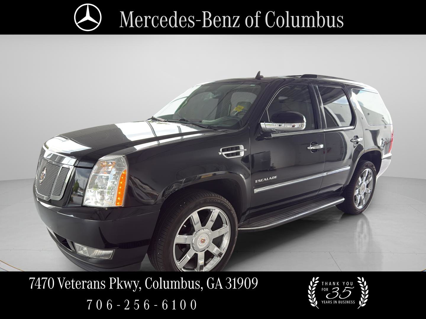 2013 Cadillac Escalade 2WD's photo