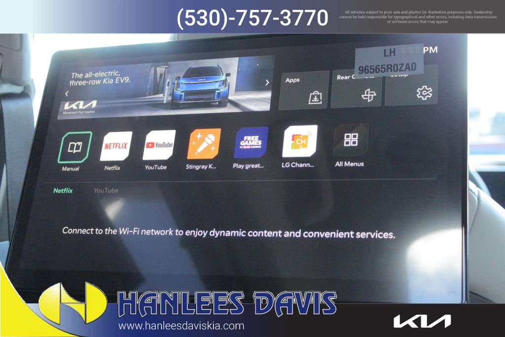 2025 Kia Carnival SX - Photo 38