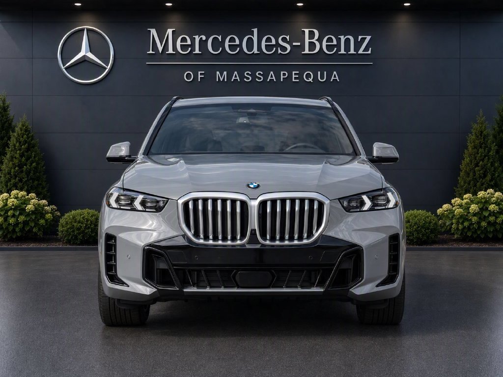 Used 2024 Gray BMW xDrive40i image 5