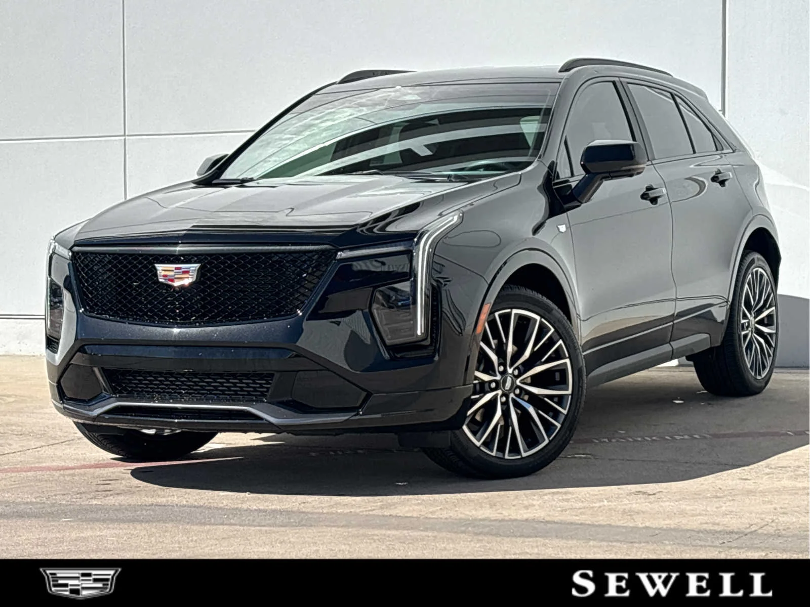 2025 Cadillac XT4 Sport's photo
