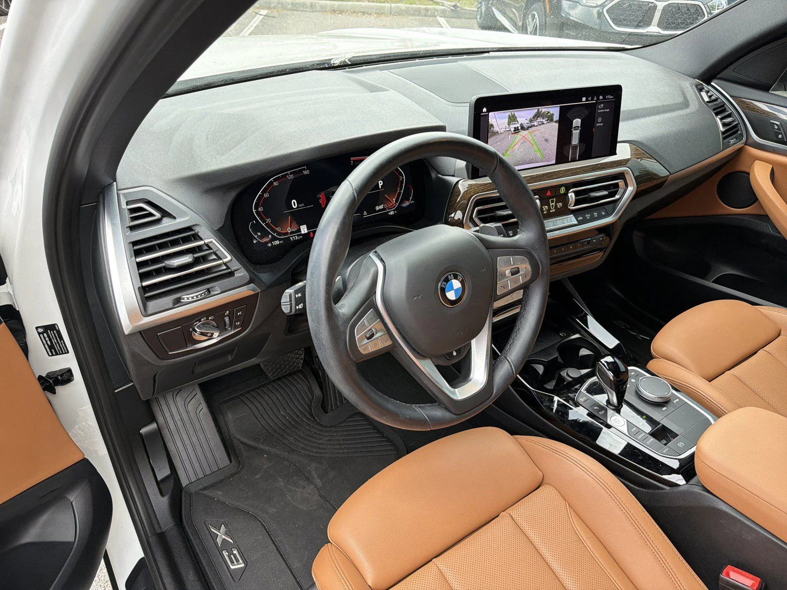 Used 2022 Alpine White BMW sDrive30i image 23