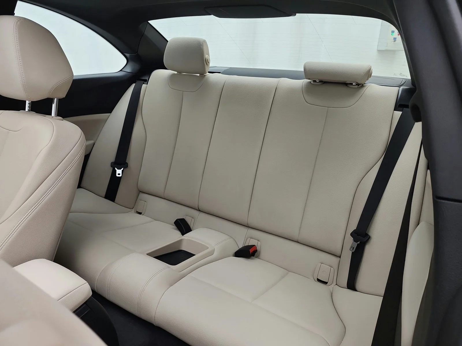 Used 2020 Mineral White Metallic BMW 230i Coupe image 27