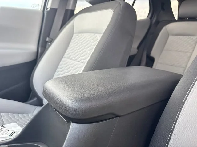 2020 Chevrolet Equinox LS - Photo 24