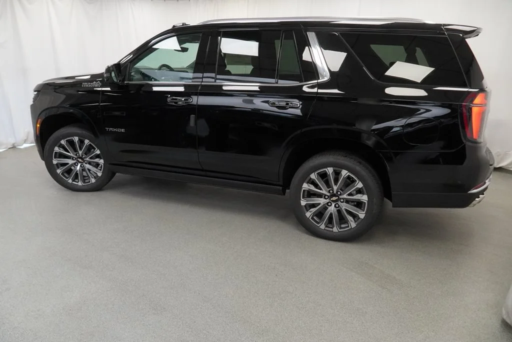 New 2026 Black Chevrolet High Country image 41