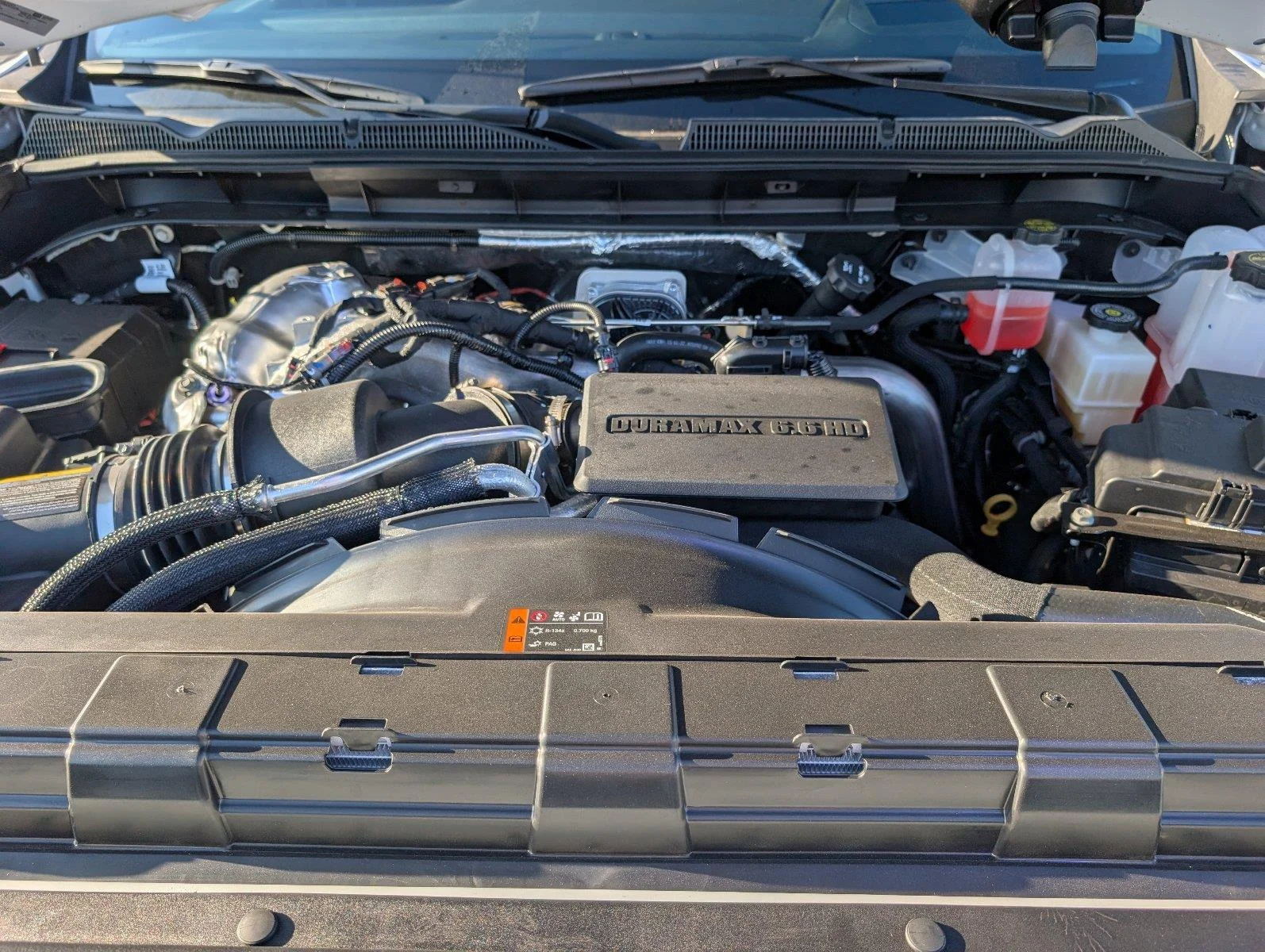 New 2026 Summit White GMC AT4 image 13