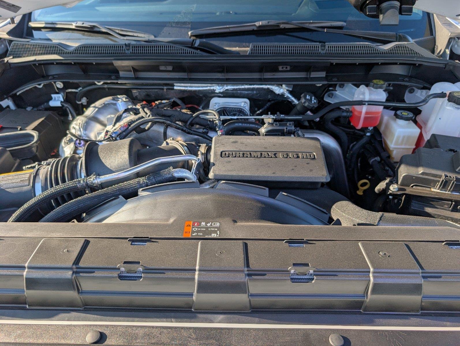 New 2026 Summit White GMC AT4 image 13