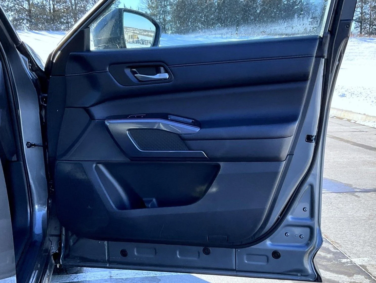 Used 2024 Gray Nissan SL image 17