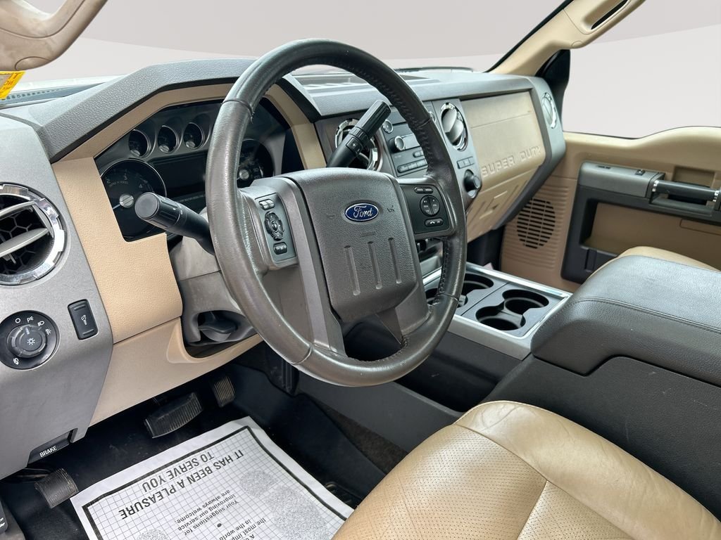 Used 2011  Ford Lariat image 10