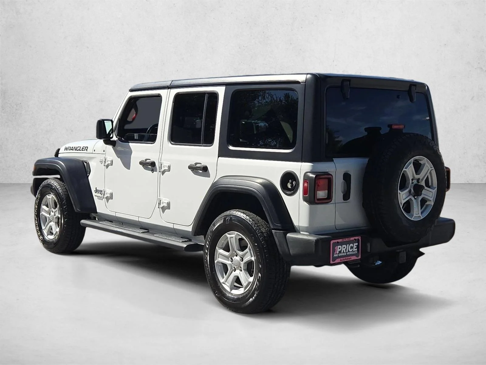 Used 2020 Bright White Clearcoat Jeep Sport S image 8